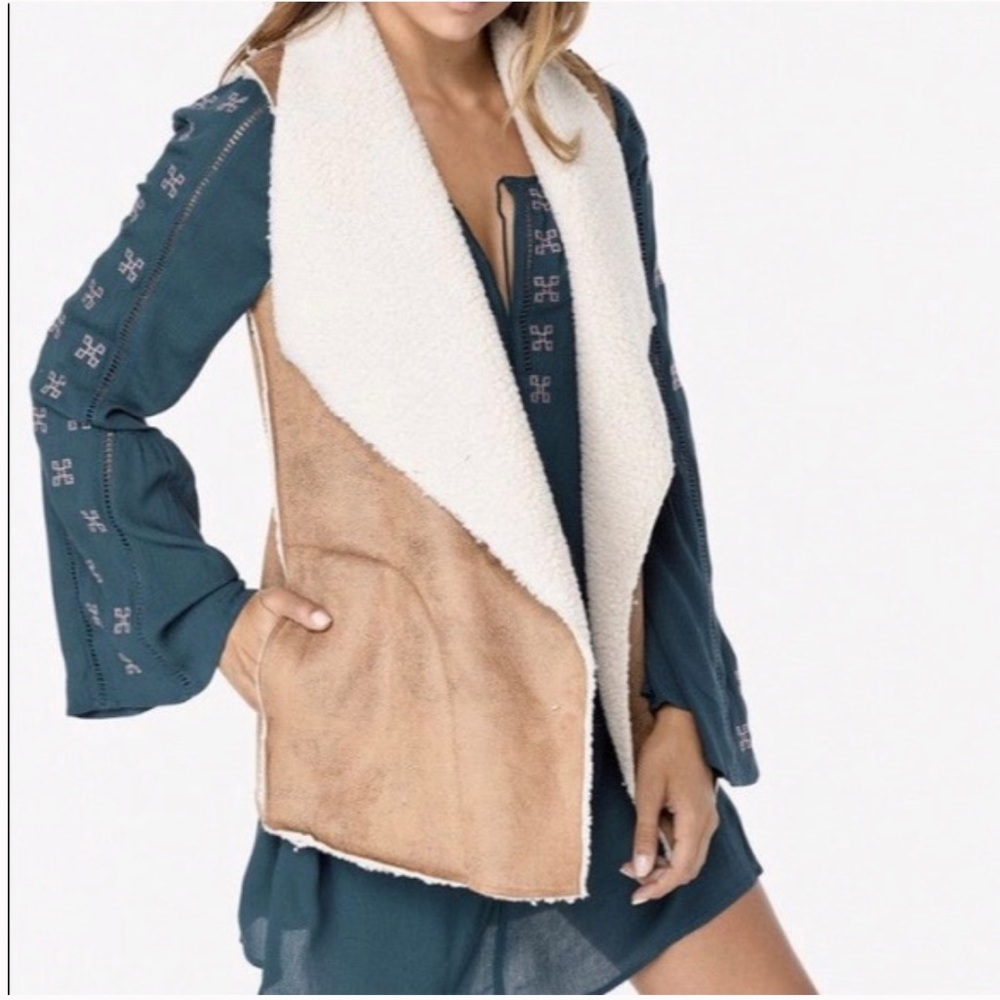 Love Stitch suede Sherpa vest